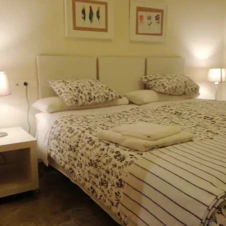 Ollerias, 31 Apartment